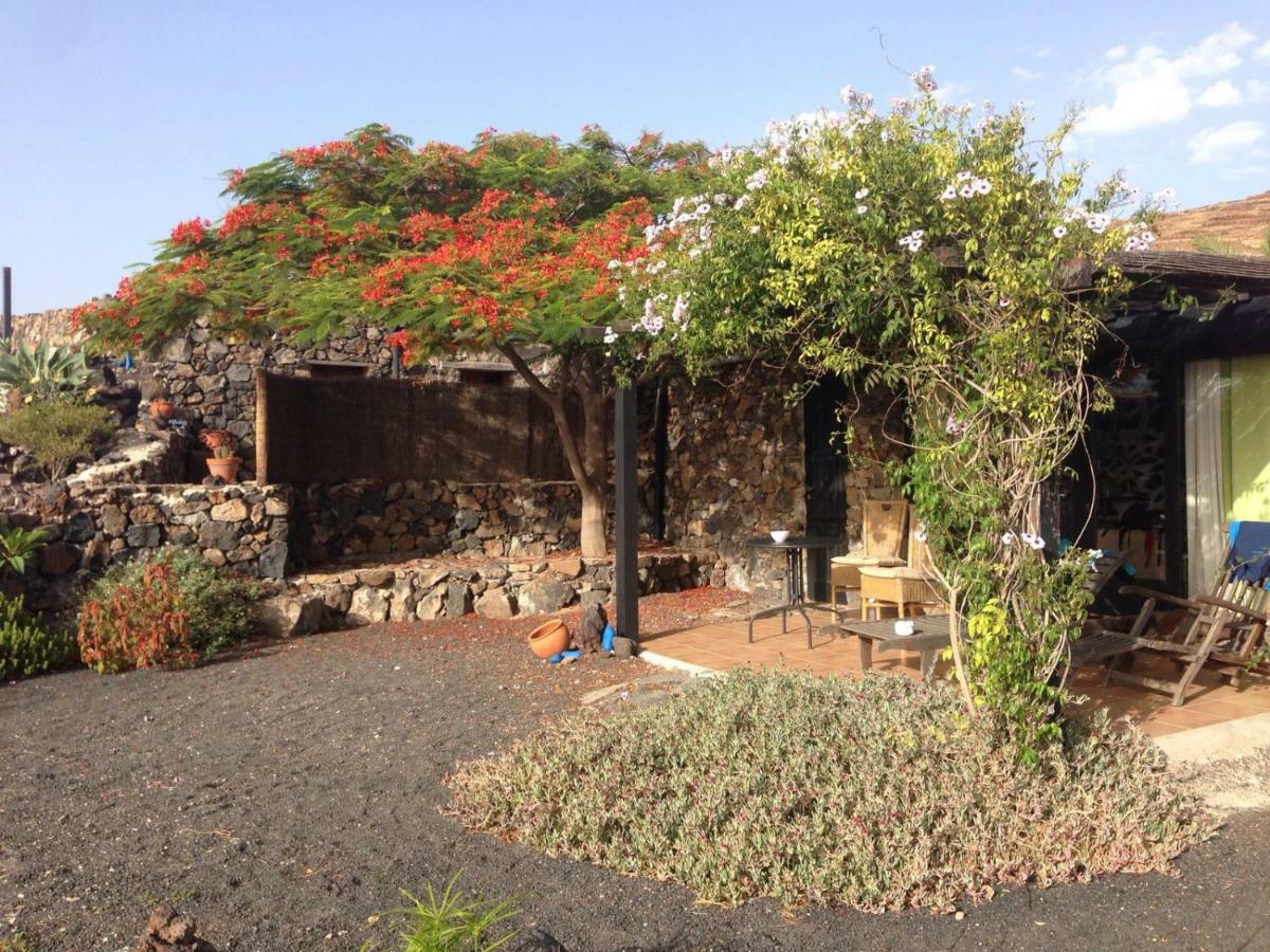 Apartamento Rural Oasis 2 Apartment Haria Bagian luar foto